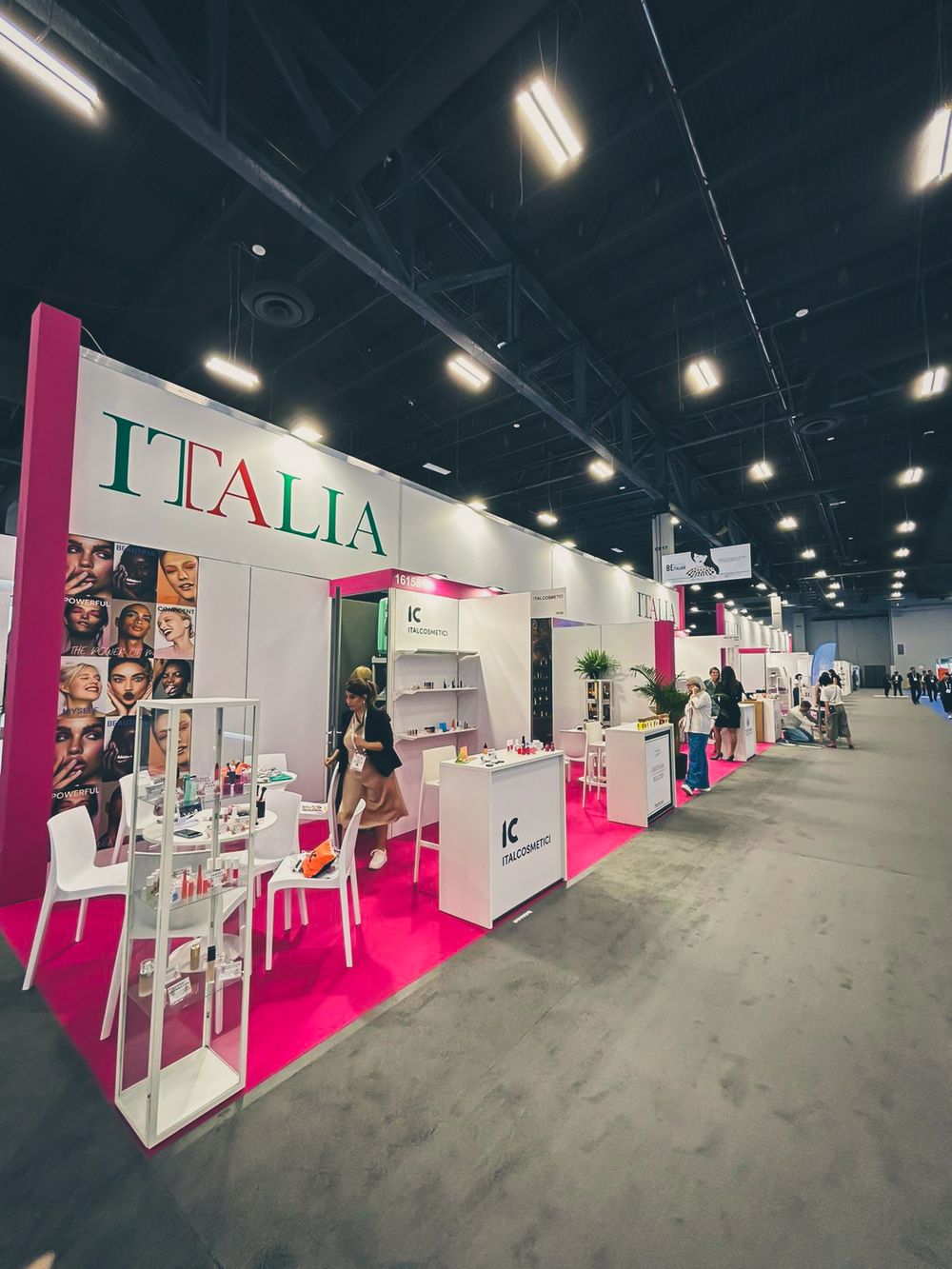 Collettiva ICE 1.jpg