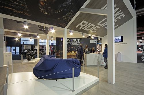 MOTOR_BIKE_EXPO_Verona_2015_BMW.JPG