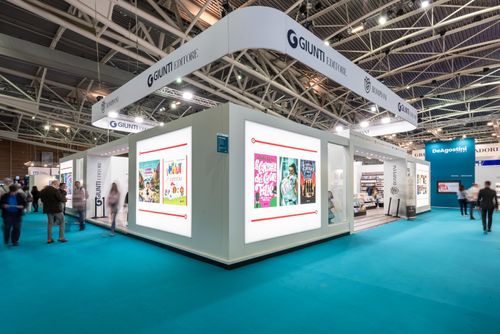 GIUNTI EDITORE - SALONE DEL LIBRO TOR TORINO