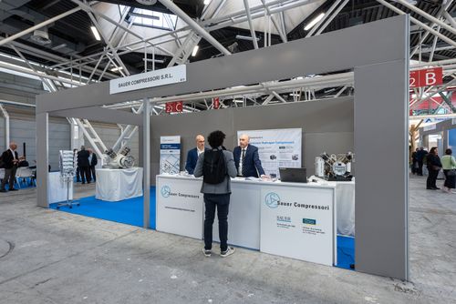 DronitalyFuelingdoc_2024_0142.jpg