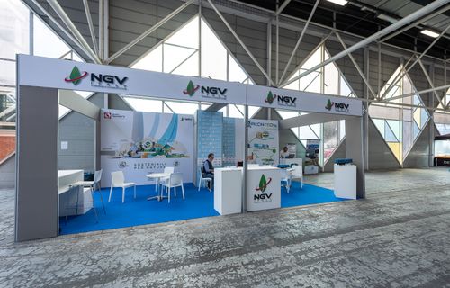DronitalyFuelingdoc_2024_0164.jpg