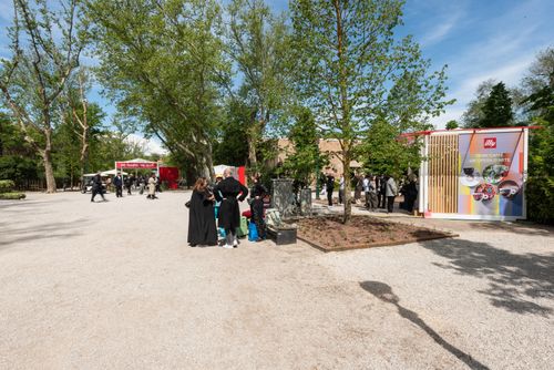 BiennaleVenezia2024doc_0017.jpg