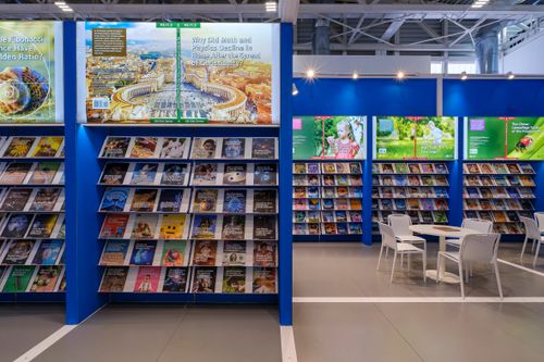 ChildrenBookFairs_042025_sel_0053.JPG