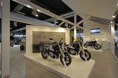 MOTOR_BIKE_EXPO_Verona_2015_BMW.JPG