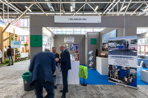 DronitalyFuelingdoc_2024_0185.jpg