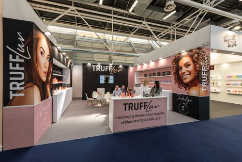 Cosmoprof2024_ADVsel_0027.jpg