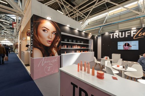 Cosmoprof2024_ADVsel_0026.jpg