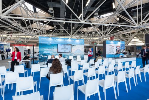 DronitalyFuelingdoc_2024_0055.jpg