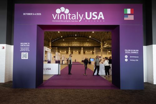 VINITALY VERONA 2024 - VINITALY USA CHICAGO (US) 10-2025